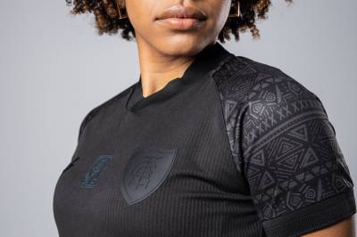 ec_vitoria_america_fc_botafogo_csa_figueirense_fc_santa_cruz_fc_2022_volt_blackout_shirts_b.jpeg