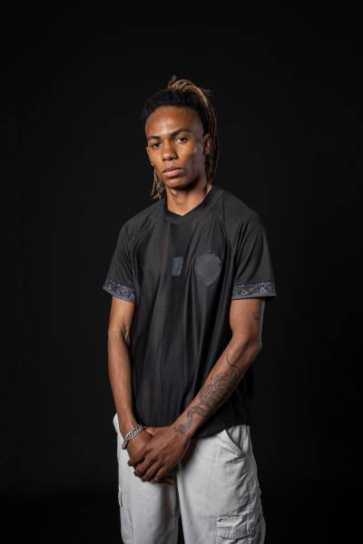 ec_vitoria_america_fc_botafogo_csa_figueirense_fc_santa_cruz_fc_2022_volt_blackout_shirts_e.jpeg