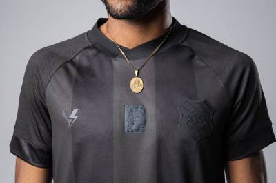 ec_vitoria_america_fc_botafogo_csa_figueirense_fc_santa_cruz_fc_2022_volt_blackout_shirts_h.jpeg