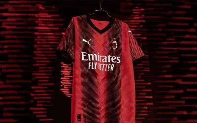 ac_milan_2023_24_puma_home_kit_a.jpg