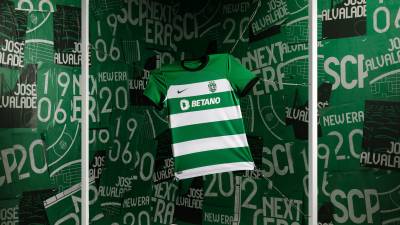 sporting_lisbon_2023_24_nike_home_kit_12.jpeg