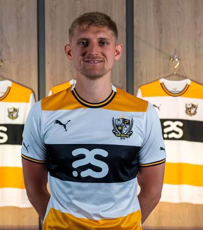 port_vale_2023_24_puma_home_kit_a.jpg