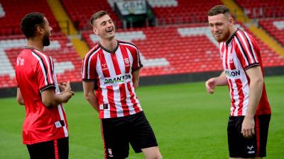 lincoln_city_2023_24_oxen_home_kit_e.jpeg
