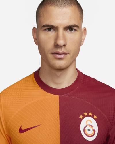 galatasaray_2023_24_nike_home_kit_3.jpeg
