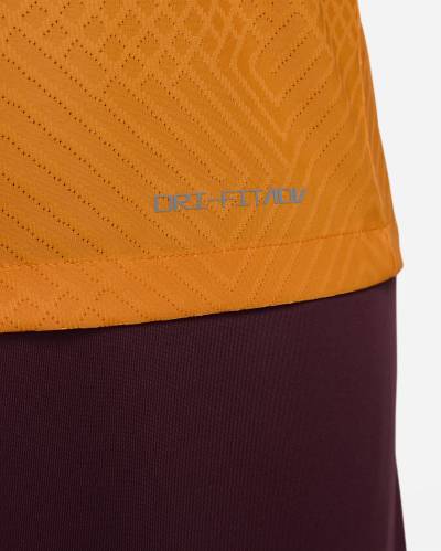 galatasaray_2023_24_nike_home_kit_7.jpeg