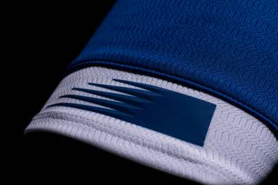 fc_porto_2023_24_new_balance_home_kit_g.jpeg