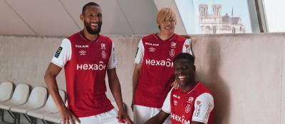 stade_de_reims_2023_24_umbro_home_kit_a.jpeg