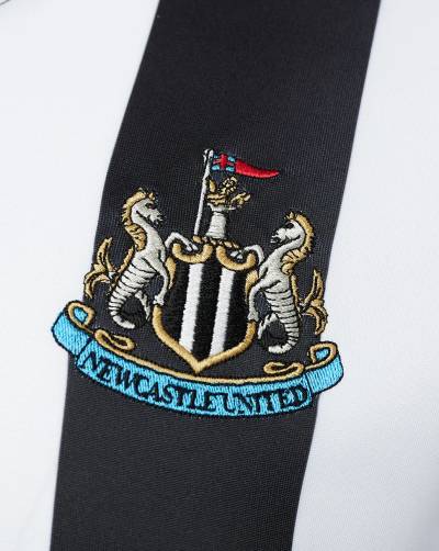 newcastle_united_2023_24_castore_home_kit_l.jpg
