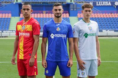 getafe_2023_24_joma_home_away_and_third_kits_g.jpeg