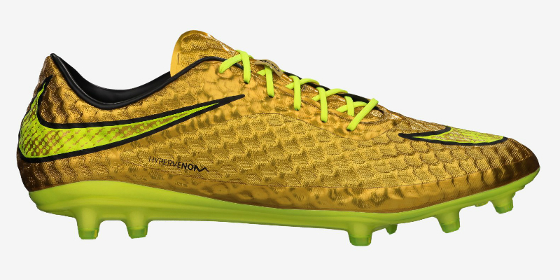 nike-hypervenom-phantom-premium-fg-metallic-gold-coin-black-volt