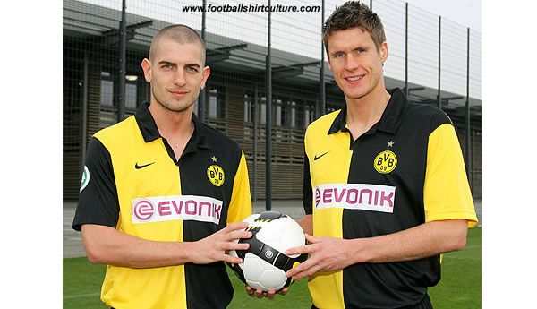 The jersey for the DFB Cup final in the Borussia home black and yellow colours. The jersey for the DFB Cup final in the Borussia home black and yellow colours.