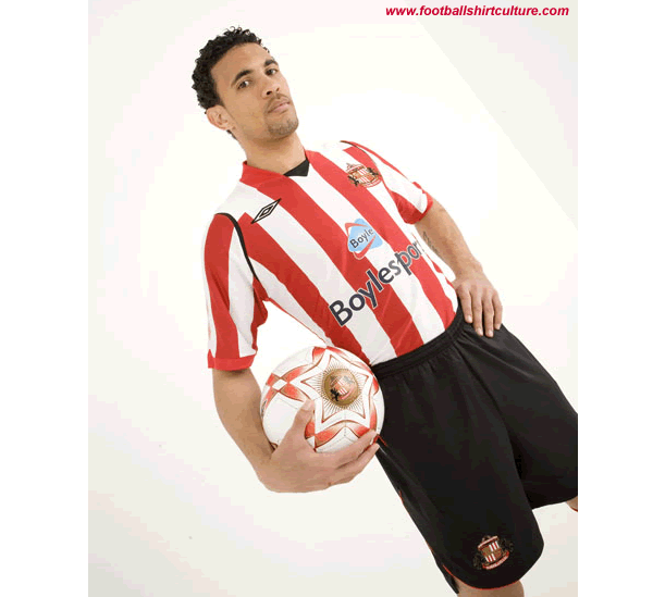 New Sunderland 08/09 home kit made by Umbro