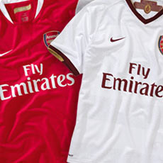 For season 2007/08 Arsenal will wear a new away kit with a design that celebrates the pioneering spirit of legendary Arsenal manager Herbert Chapman. The new kit embraces design features that highlight Chapman’s influence over the game to this day, and sees a return to the white away shirts worn throughout the Club’s history. For season 2007/08 Arsenal will wear a new away kit with a design that celebrates the pioneering spirit of legendary Arsenal manager Herbert Chapman. The new kit embraces design features that highlight Chapman’s influence over the game to this day, and sees a return to the white away shirts worn throughout the Club’s history.