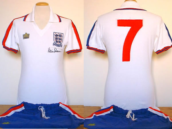 VINTAGE ENGLAND 1979 MATCH WORN ADMIRAL SHIRT & SHORTS