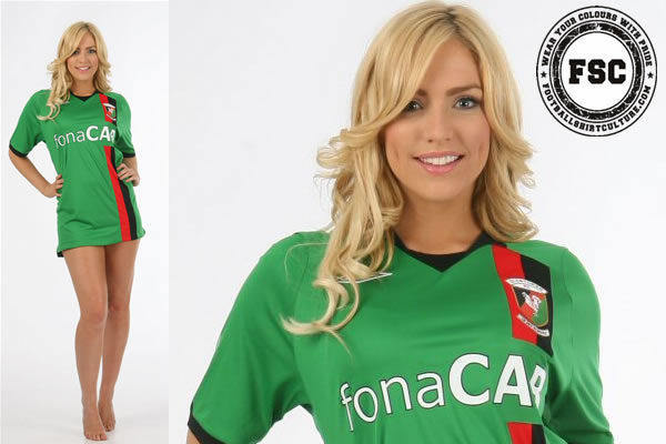 Glentoran's new away strip has been unveiled on the Glentoran website and through Northern Ireland's leading newspapers. glentoran_08_09_home_umbro_shirt_kit.jpg