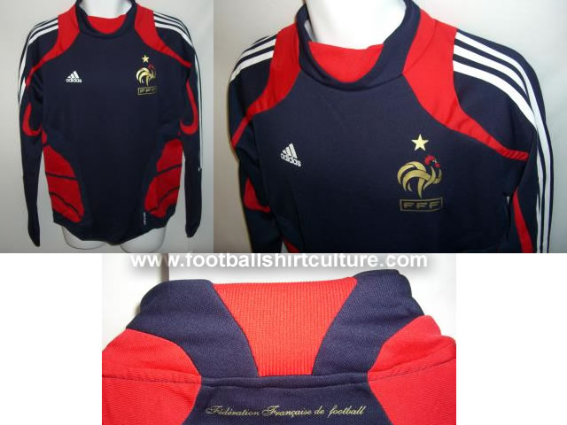 There are pictures on the web of this new France trainings jacket for the 08/09 season made by Adidas. It's not officially out yet. There are pictures on the web of this new France trainings jacket for the 08/09 season made by Adidas. It's not officially out yet.
