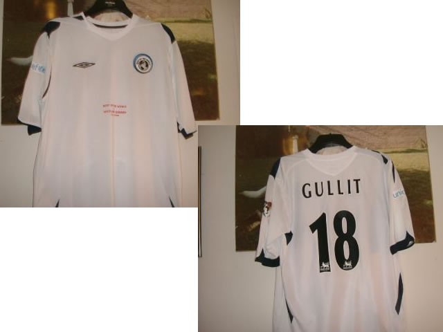 A MATCH WORN GULLIT SHIRT FROM THE REST OF THE WORLD V SCOTLAND LEGENDS GAME - 25/5/2006 A MATCH WORN GULLIT SHIRT FROM THE REST OF THE WORLD V SCOTLAND LEGENDS GAME - 25/5/2006