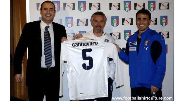 New Italy away shirt made by Puma 2008/09 New Italy away shirt made by Puma 2008/09