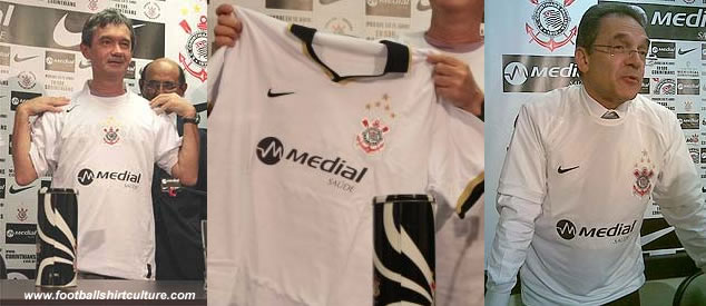 Medial Sa&uacute;de (Medial Health), with colours adapted, is new sponsor of Corinthians