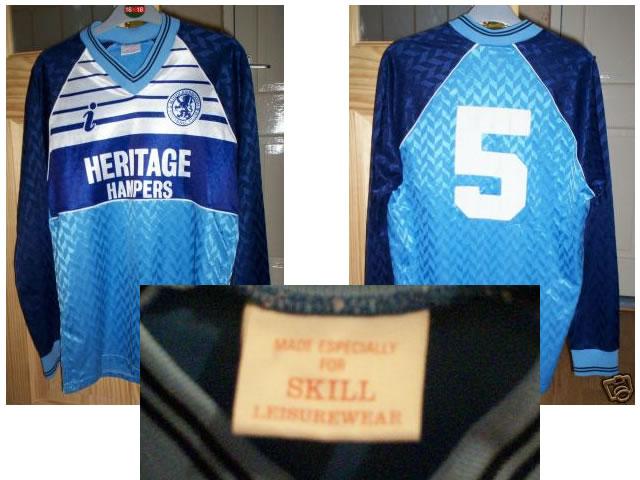 Gary Hamilton Match worn Middlesbrough Football Shirt Gary Hamilton Match worn Middlesbrough Football Shirt