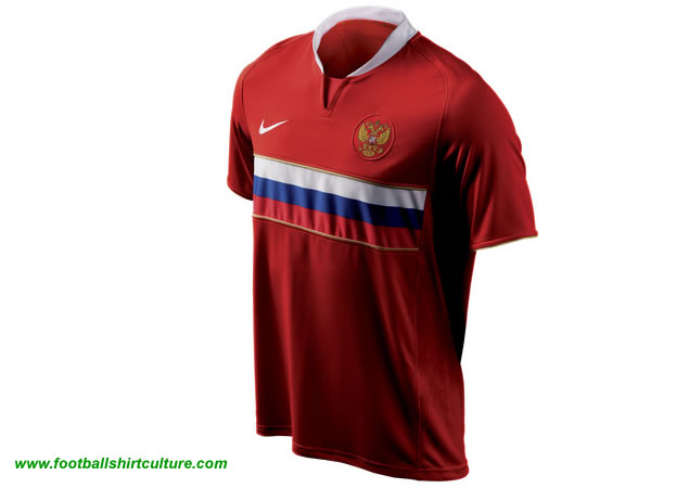 "I'm really drawn to this shirt from Nike and especially like the large panel in the colours of the Russian flag which dominate the centre of "I'm really drawn to this shirt from Nike and especially like the large panel in the colours of the Russian flag which dominate the centre of