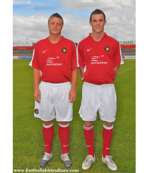 ebbsfleet_united_home_nike_08_09_kits.jpg