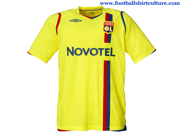Lyon 08/09 Euro Umbro shirt lyon_08_09_umbro_euro_shirt.jpg
