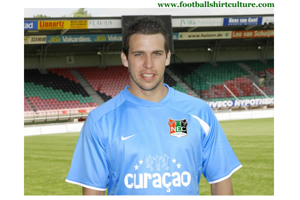 N.E.C. away shirt made by Nike for the 08/09 season with the new sponsor Curaçao nec_08_09_away_nike_shirt.jpg