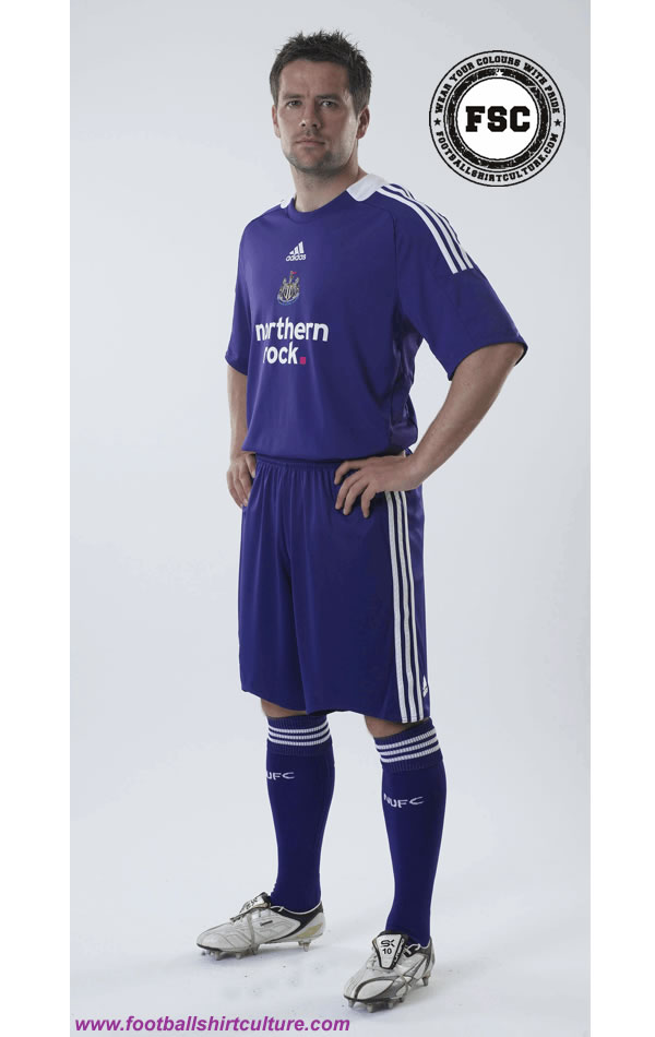newcastle_united_08_09_away_adidas_kit_shirt.jpg