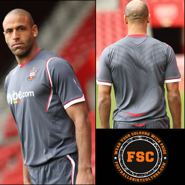 southampton_08_09_away_umbro_kit_shirt.jpg