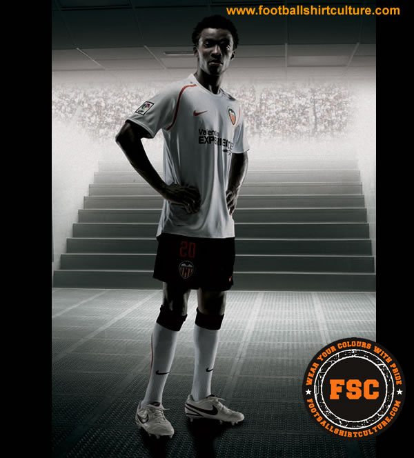 valencia 08/09 home nike kit valencia_08_09_home_nike_kit.jpg