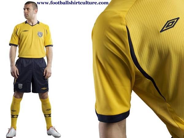 west brom albion 08-09 umbro away kit west_brom_albion_08_09_umbro_away_kit.jpg