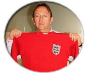 geoff-hurst-66-shirt_.jpg