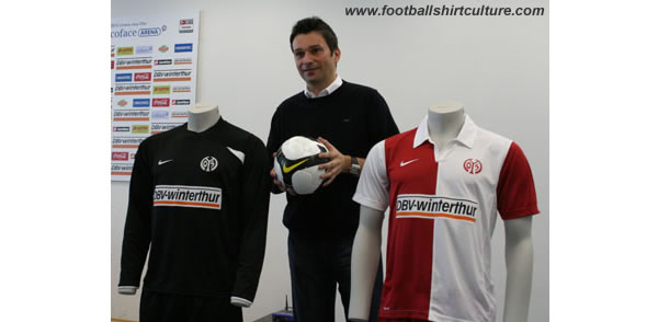 Mainz 05 and Nike have announced a long-term partnership. From the 2008/09 season acts as a Nike official supplier of Mainz. 