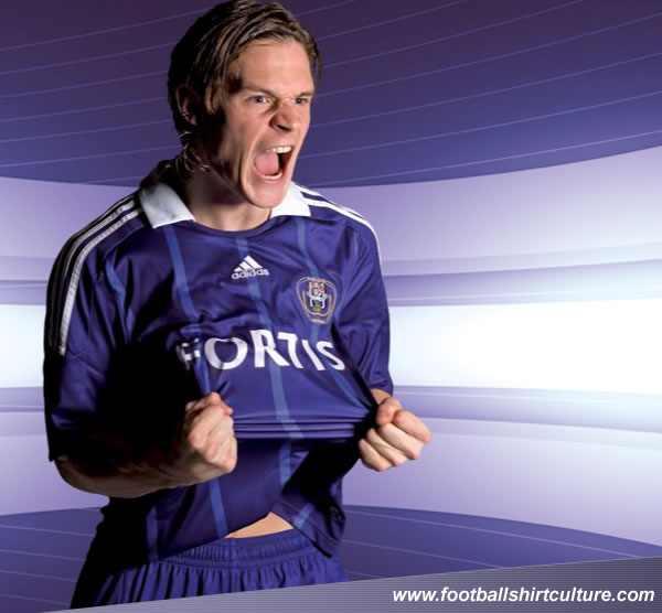 This is the new Anderlecht 08/09 Centenary home kit made by Adidas. 