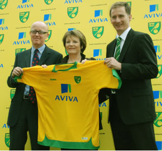 Norwich City are delighted to announce a new three year sponsorship deal with AVIVA Norwich City are delighted to announce a new three year sponsorship deal with AVIVA