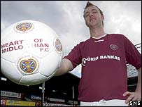 Ukio Bankas have now renewed their sponsorship agreement with Hearts for a fourth consecutive season. Ukio Bankas have now renewed their sponsorship agreement with Hearts for a fourth consecutive season.
