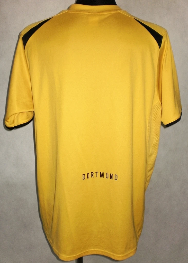 Borussia Dortmund Nike Christmas Edition 2007 b
