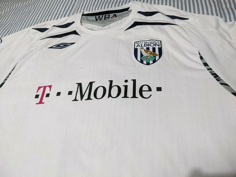 West Bromwich Albion New Umbro away kit 07/08