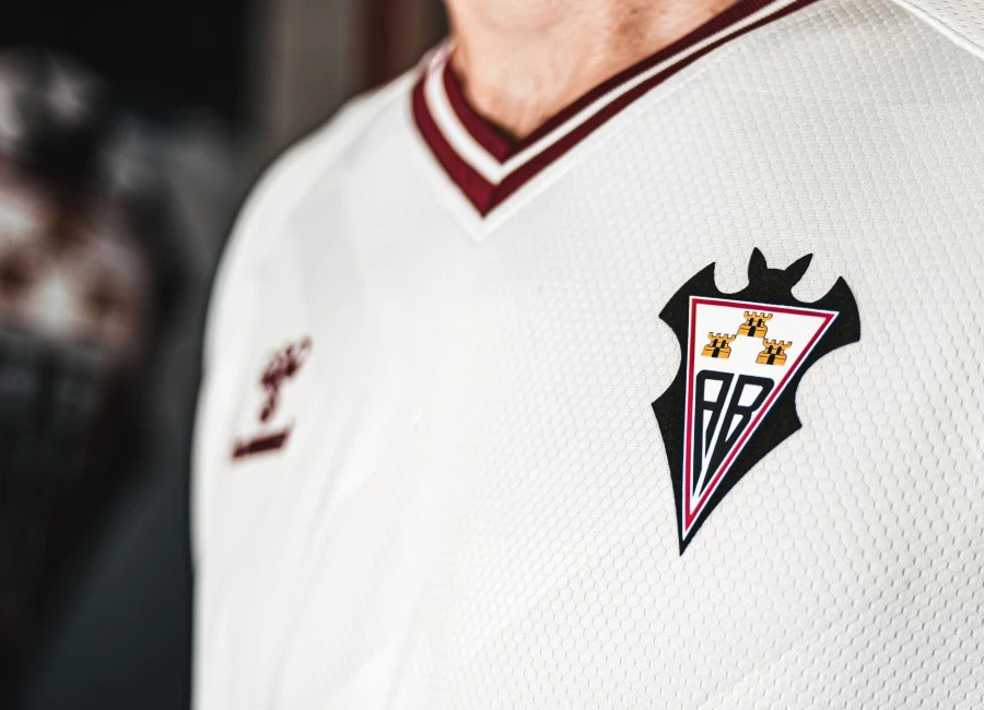 Albacete 2020-21 Hummel Home Kit #Albacete #LocuraporelAlba #AlbaceteBalompi&eacute;
