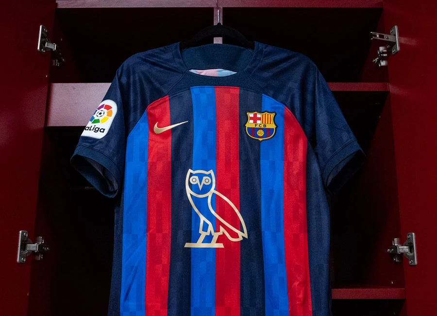 Barcelona to wear Drake's logo on Their Shirts