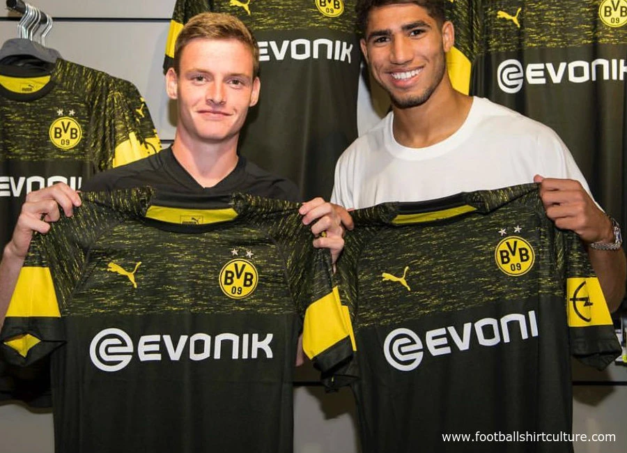 Borussia Dortmund 2018-19 Puma Away Kit