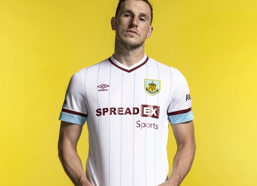 Burnley 2021-22 Umbro Away Kit #ForeverClaret #UTC #umbro #Burnley #Burnleyfc