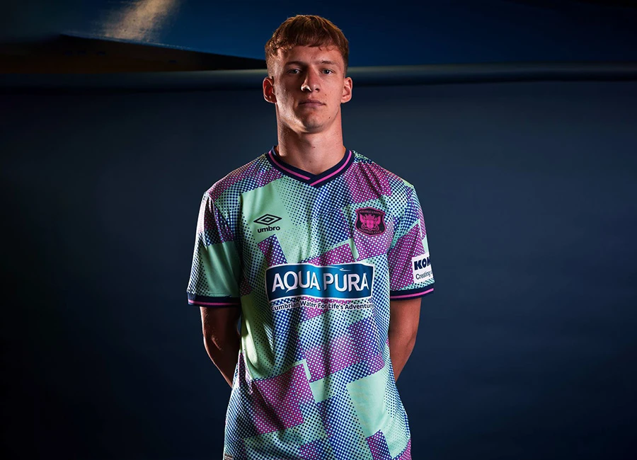 Carlisle United 24/25 Umbro Away Kit