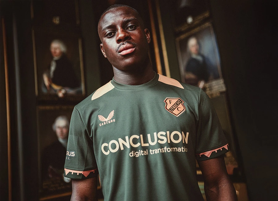 FC Utrecht 25/26 Castore Away Kit