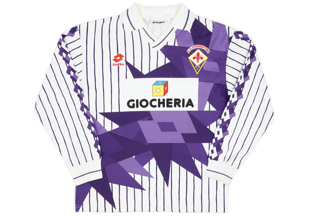 Fiorentina 1991-92 Away Shirt &middot; The arrival of Batistuta in La Viola colours