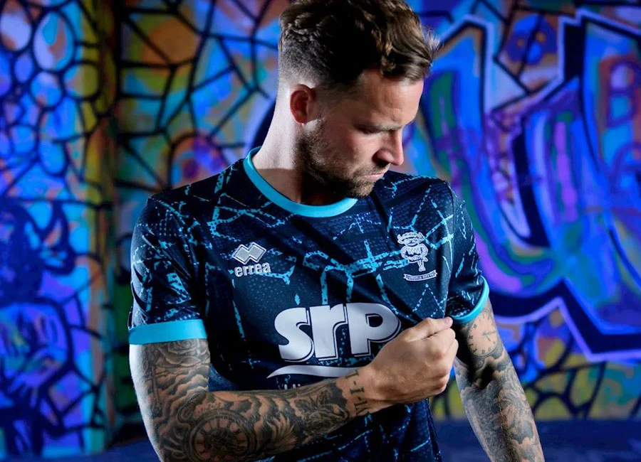 Lincoln City 2021-22 Erre&agrave; Away Kit #LincolnCity #LincolnCityfc #Erre&agrave;