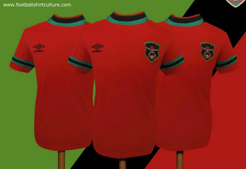 Malawi 14/15 Umbro Home Football Shirt