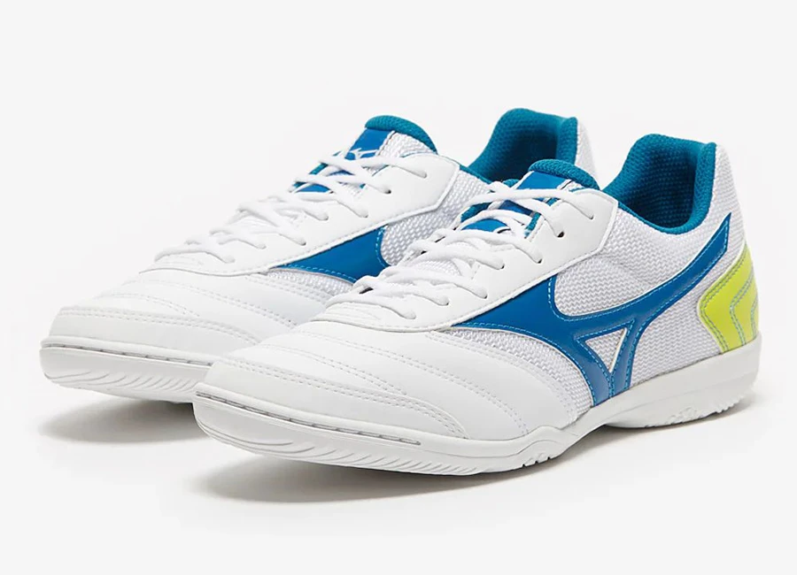 Mizuno Morelia Sala Club Indoor - White / Mykonos Blue #Mizunofootball #Mizuno #futsal