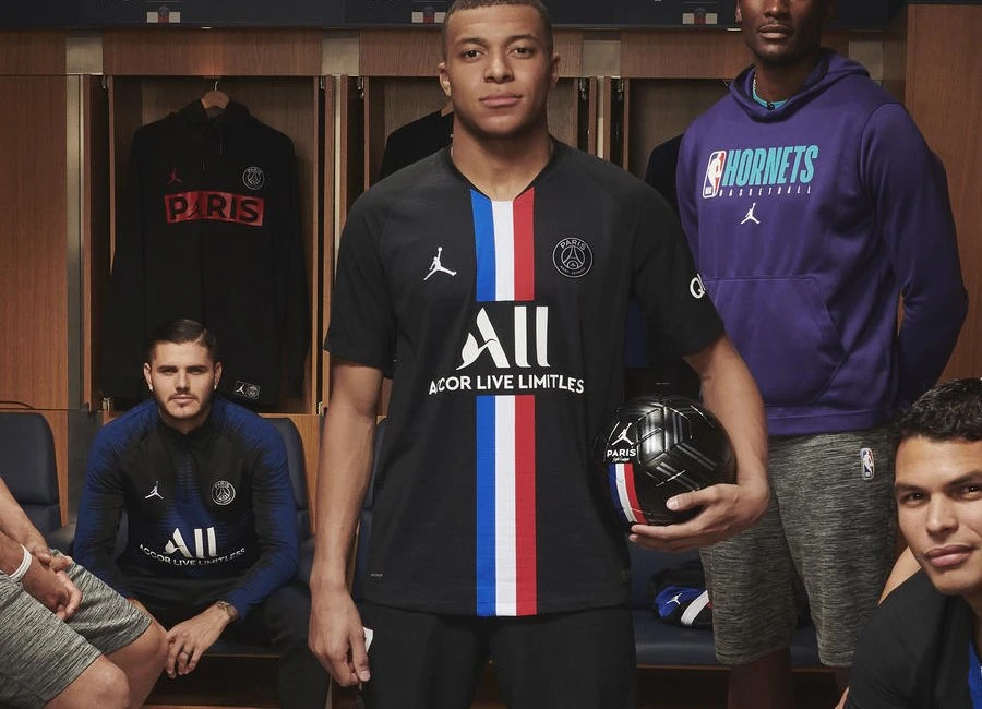 Paris Saint-Germain 2019-20 Jordan Fourth Kit